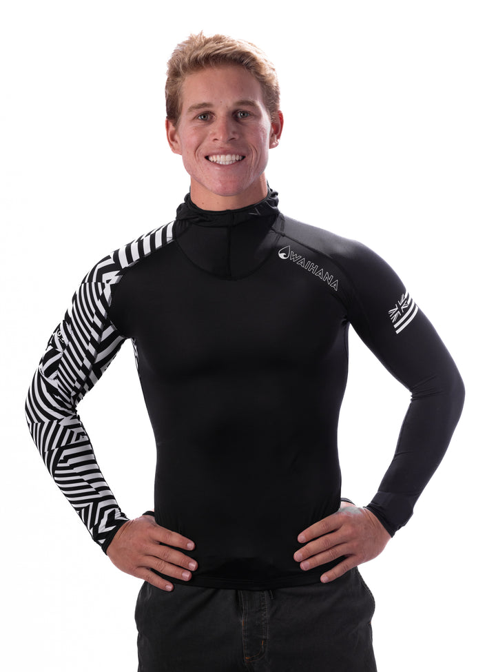 Black Carvico Hooded Surf Rashguard